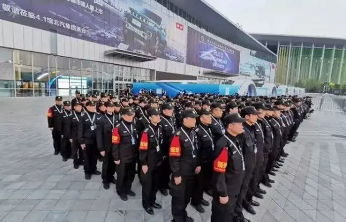 ���ͻ�����������