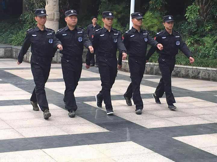 ���ڰ�����������